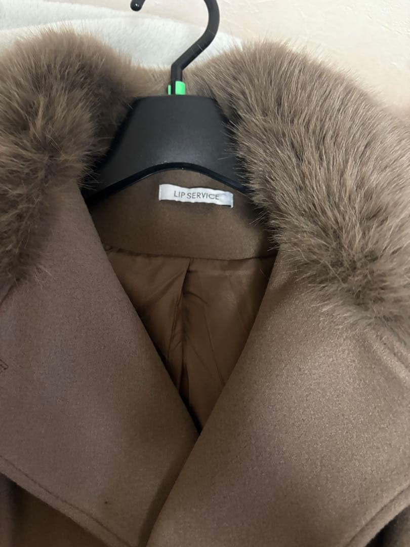 LIP SERVICE ケープライクフレアスリーブコート ブラウン 新品未使用