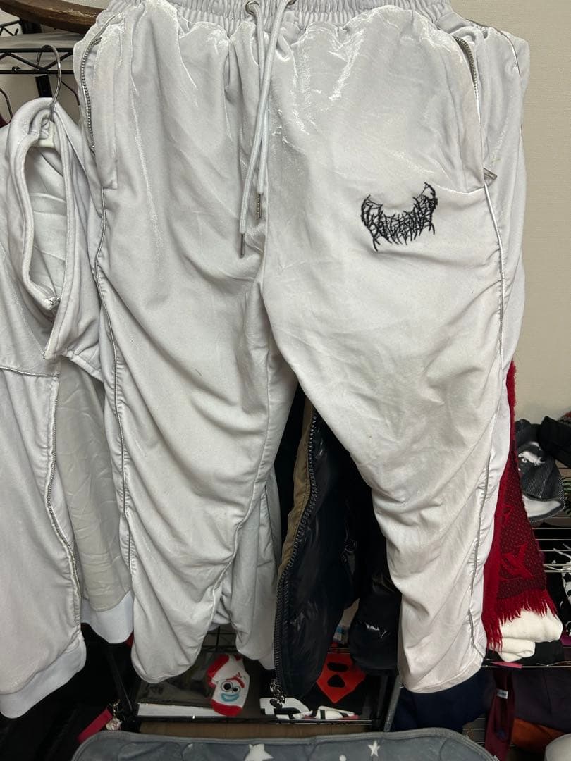 yxngbratz ホワイト ジャージ セットアップ　上下