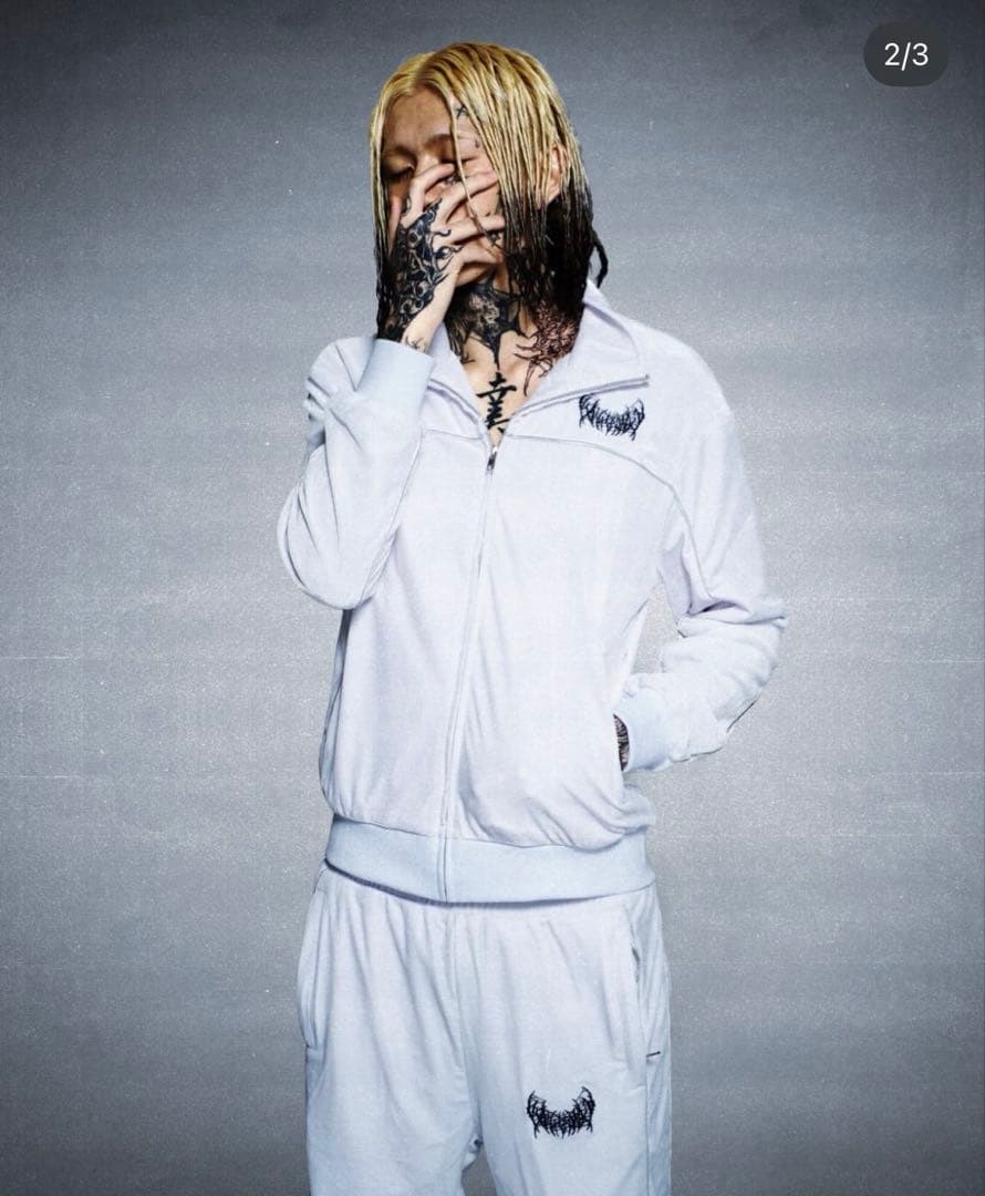 yxngbratz ホワイト ジャージ セットアップ　上下