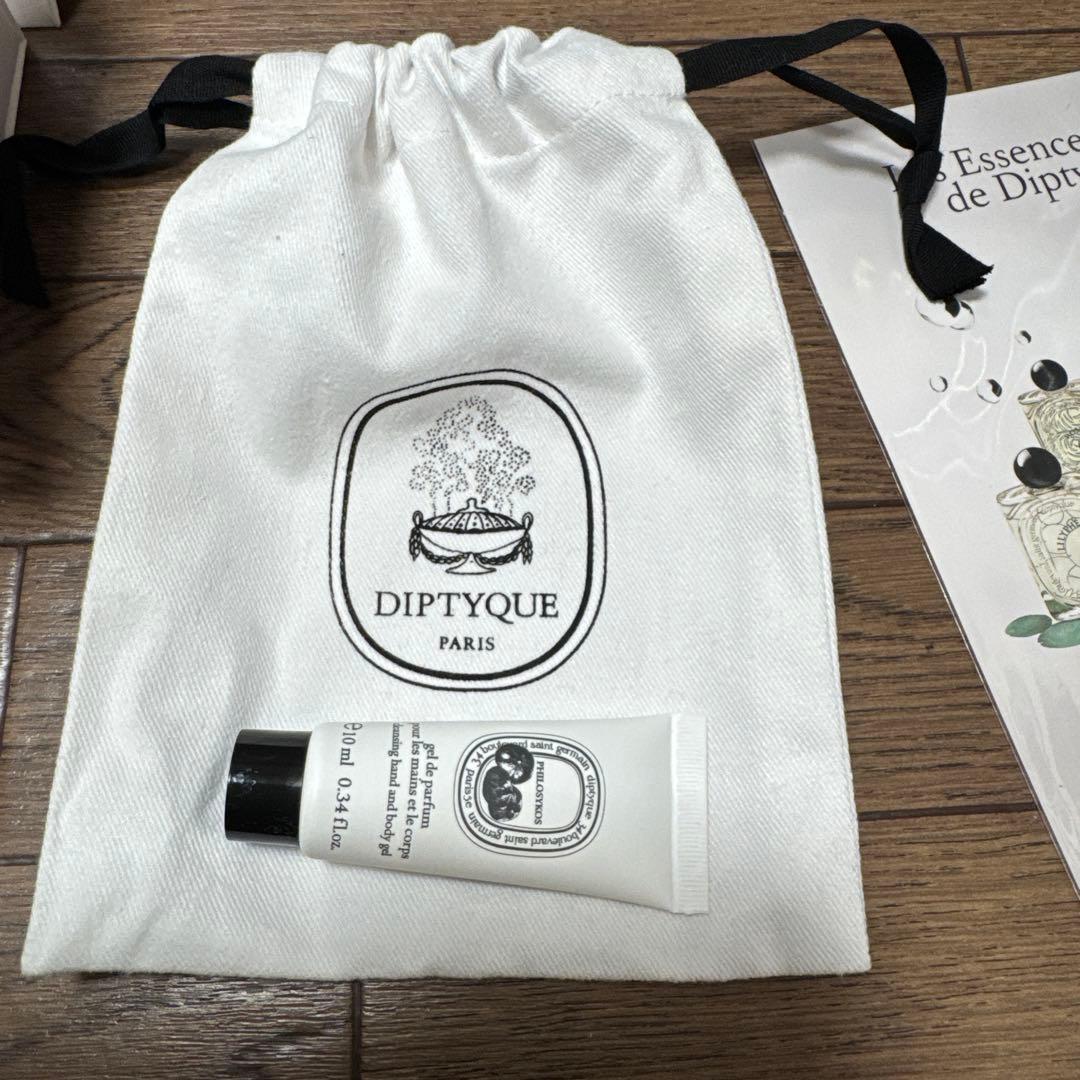 Diptyque Figuier パフュームキャンドル 300g箱入紙袋リボン付