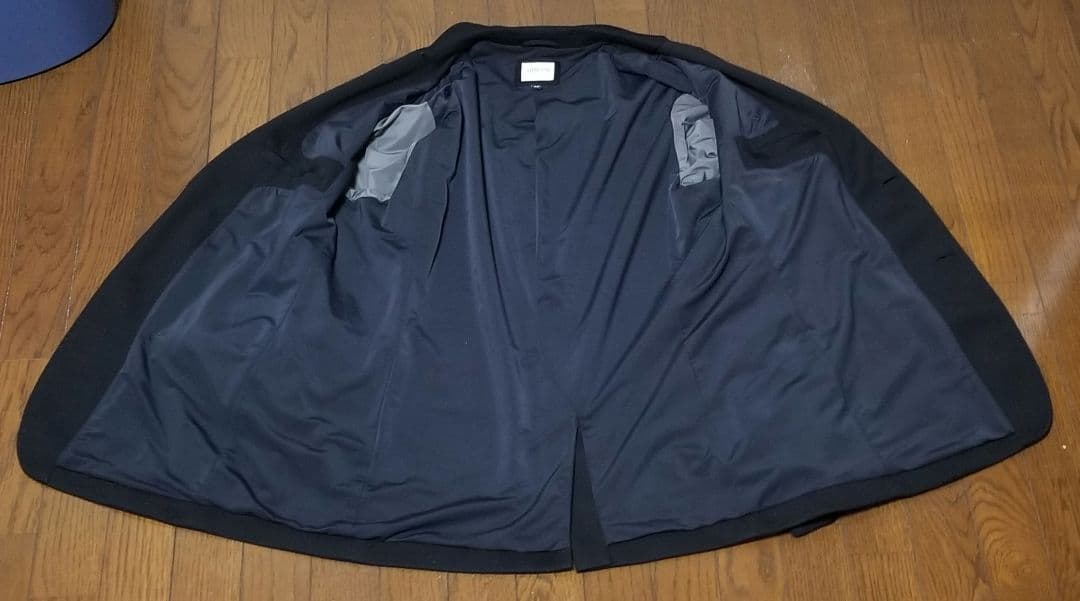 アルマーニ　コレツォーニ　テーラードジャケット　ブラック　60　大きいサイズ