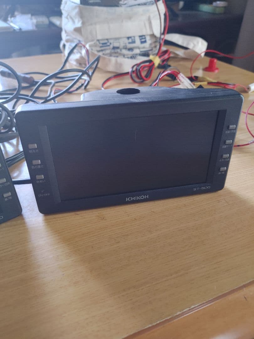 市光工業バックカメラモニター一式　 モニター2台