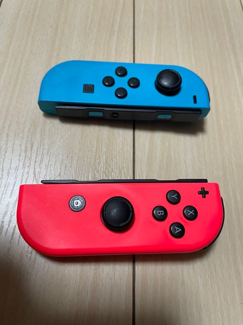 p*n様 Nintendo Switch 本体　付属品、箱付き