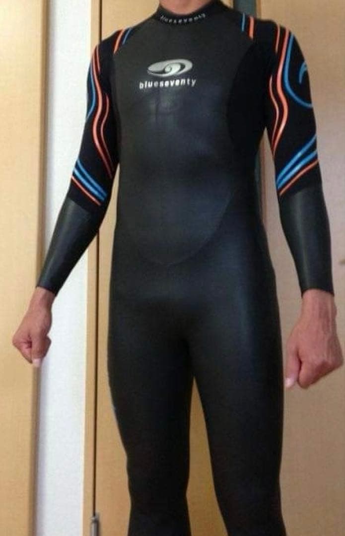 JTU公認　トライアスロン　blueseventy ウェットスーツ　M ブラック