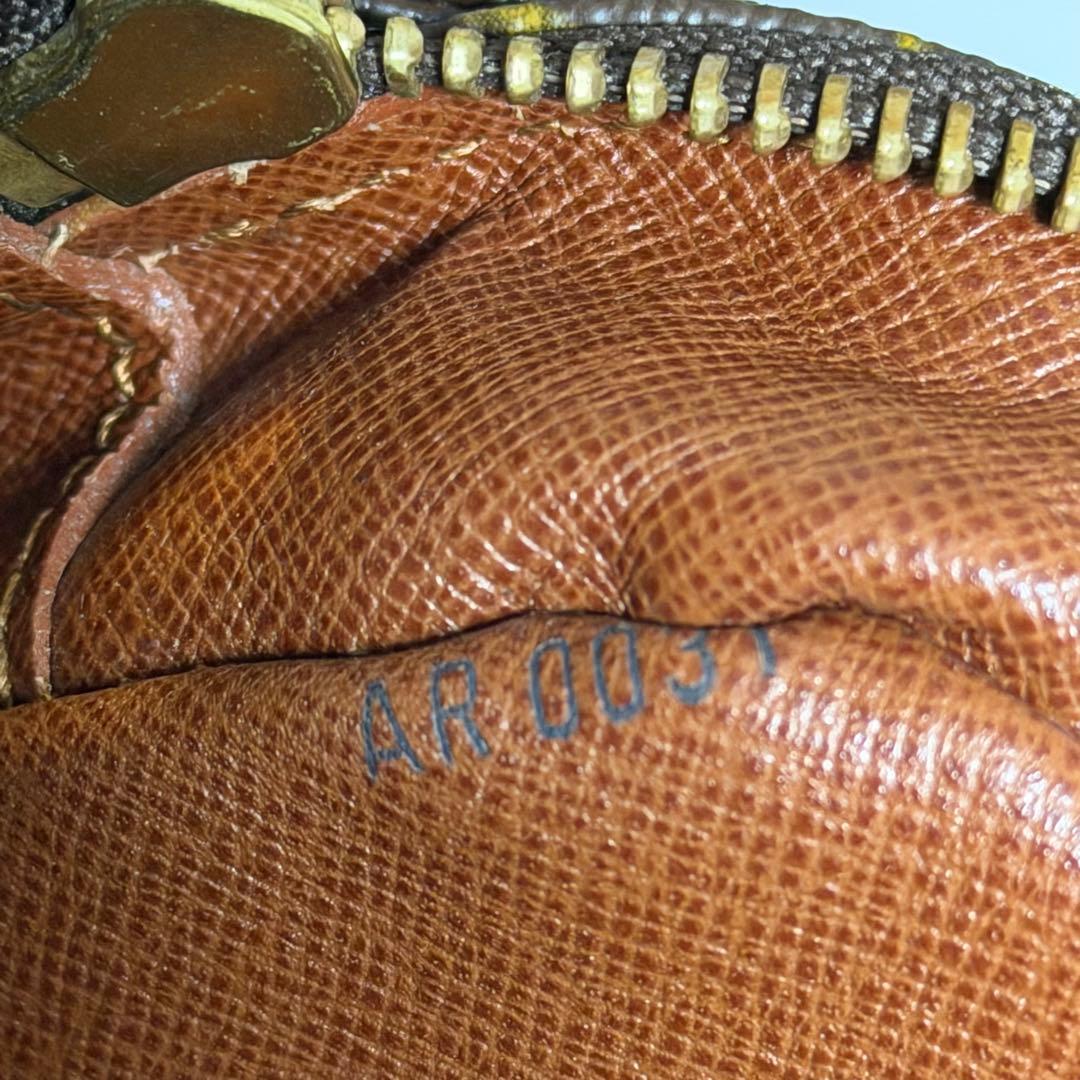 状態良好 ルイヴィトン モノグラム ナイル ショルダーバッグ