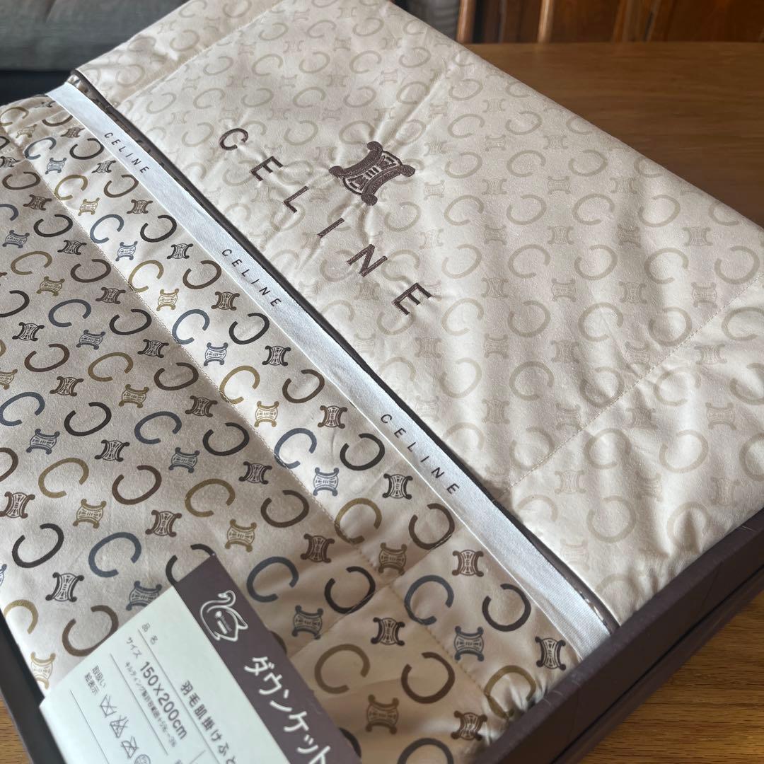 ☆*☆様 実家断捨離CELINE ダウンケット 150x200cm 新品