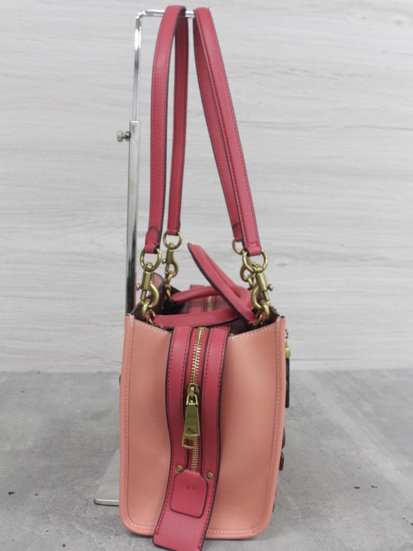 ■完売品極美品 コーチ C8510 ローグ バッグ25 ティーローズ レザー