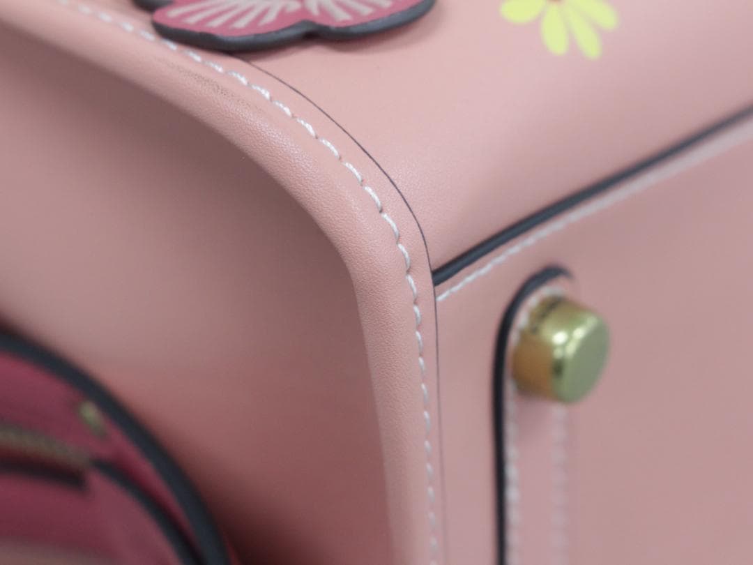 ■完売品極美品 コーチ C8510 ローグ バッグ25 ティーローズ レザー