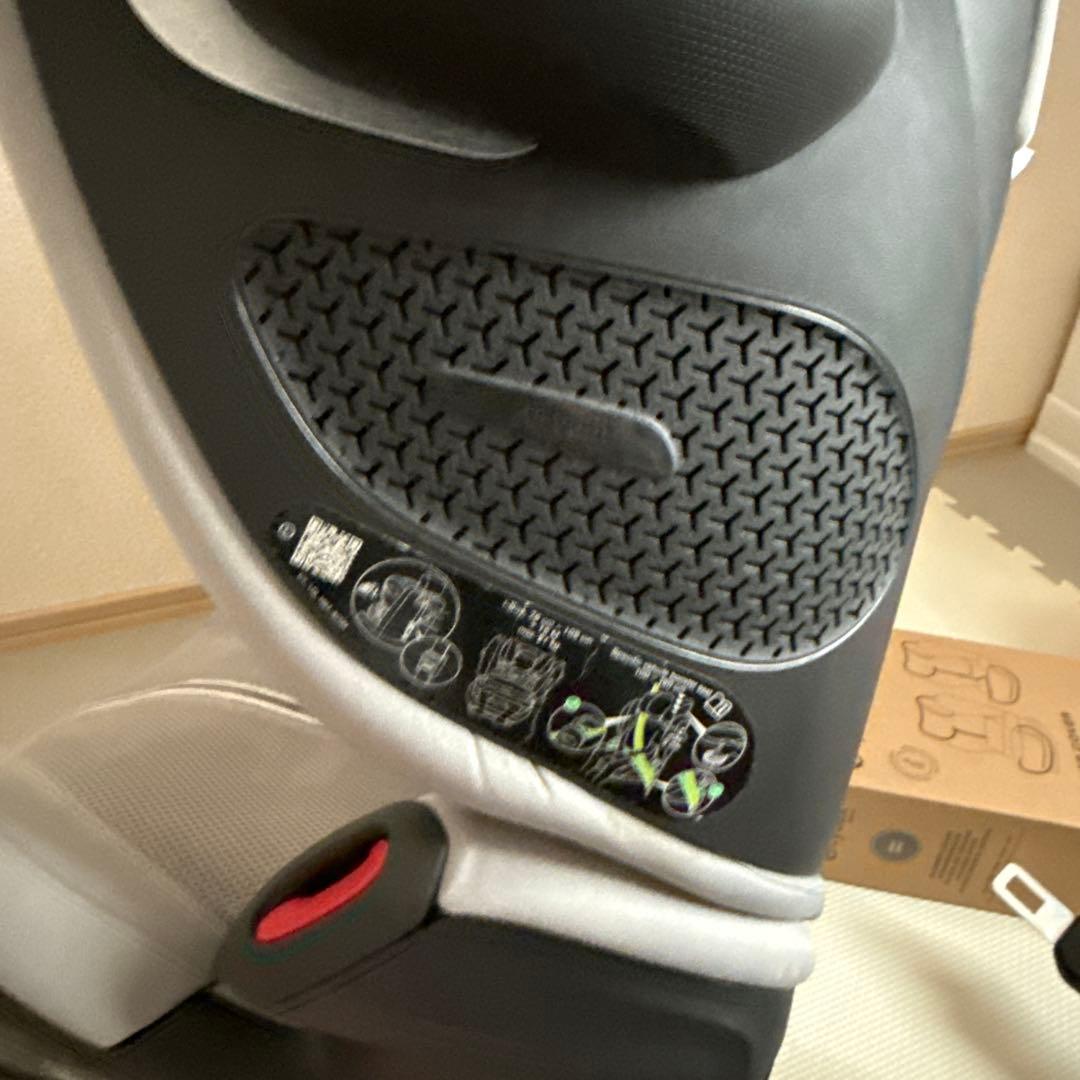 cybex 車用チャイルドシート グレー