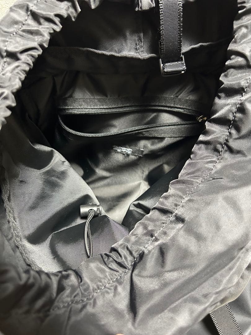 アンダーカバー　プラダ型リュック　ほぼ未使用