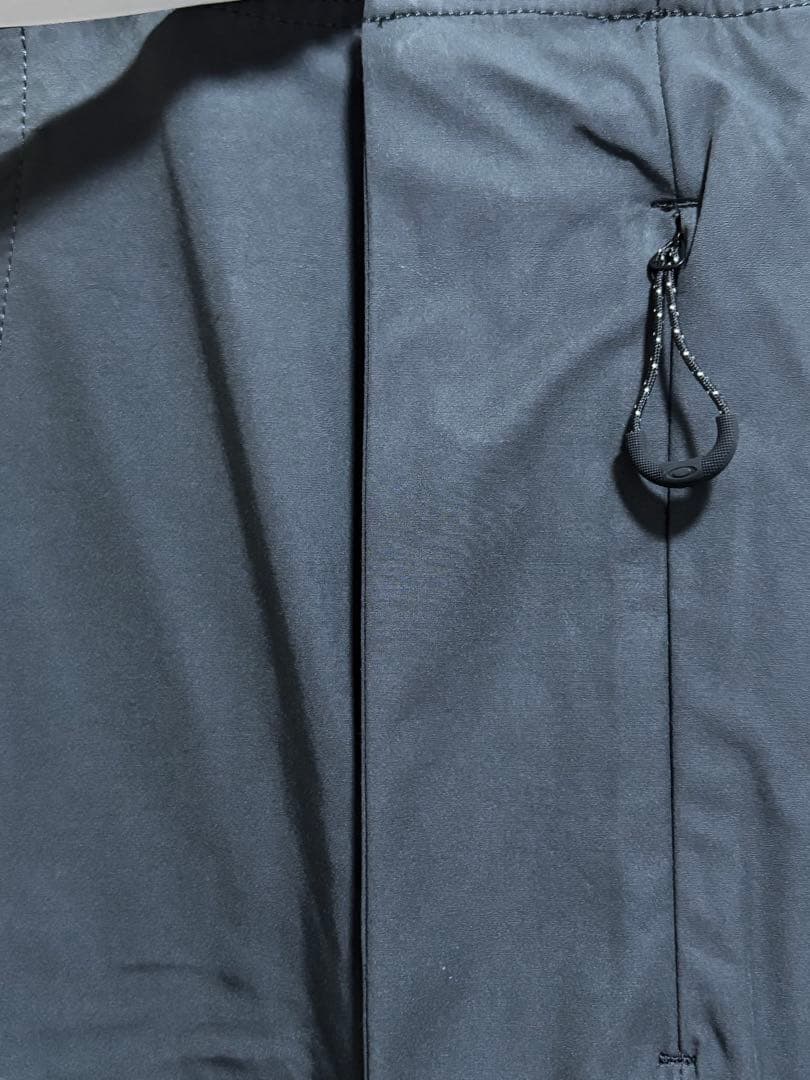 新品 OAKLEY ブラック スノーボード ビブパンツ Lサイズ オークリー防水