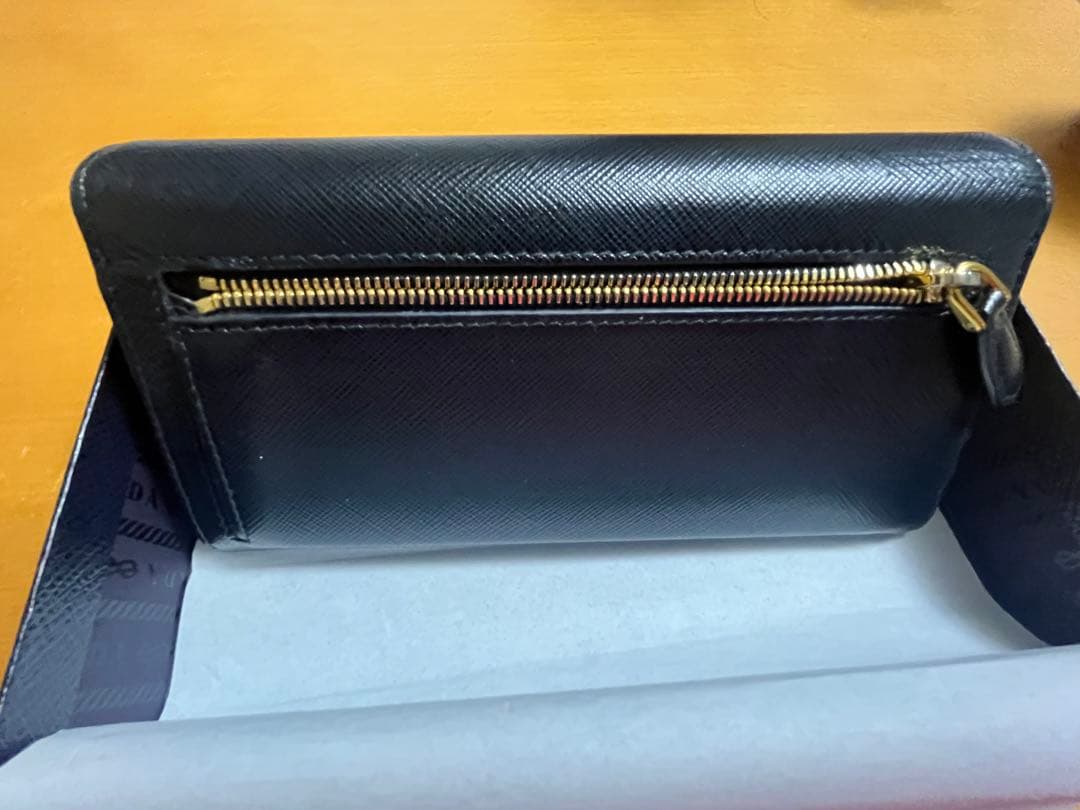 PRADA サフィアーノマルチカラー長財布　ブラック　ピンク