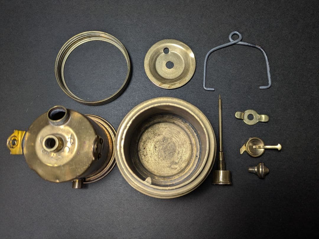 クリーニング済 カーバイトランプ