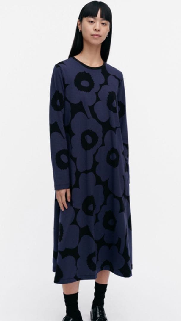 【新品】マリメッコLehtokieloウニッコワンピース Lネイビー×ブラック