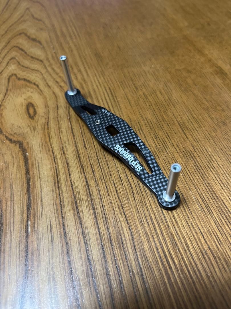 ダイワsIpワークスRCSB カーボンクランクハンドル 95mm淡水専用