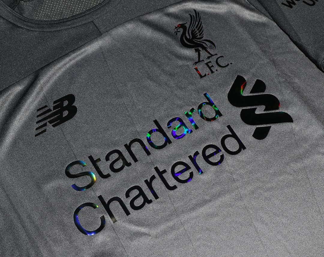 ✨希少✨リバプール 19-20 限定 ブラックアウト ユニフォーム XLサイズ