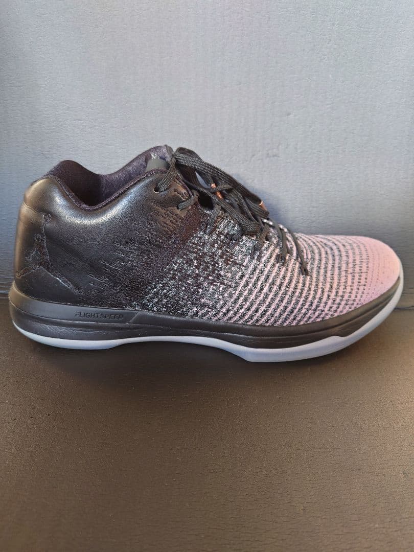 シューズ(男性用) JORDAN 31 LOW