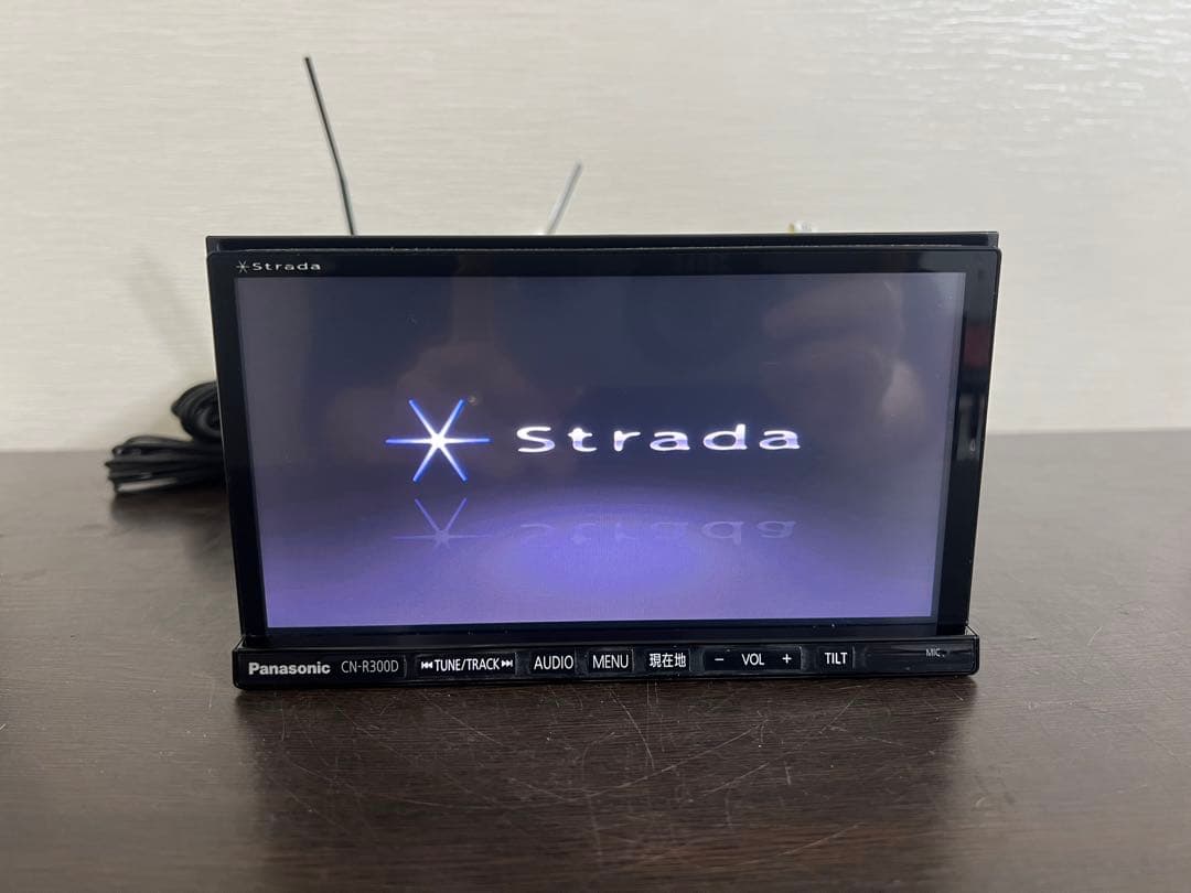 パナソニック カーナビ CN-R300D 地図データ2013年式　動作確認済！