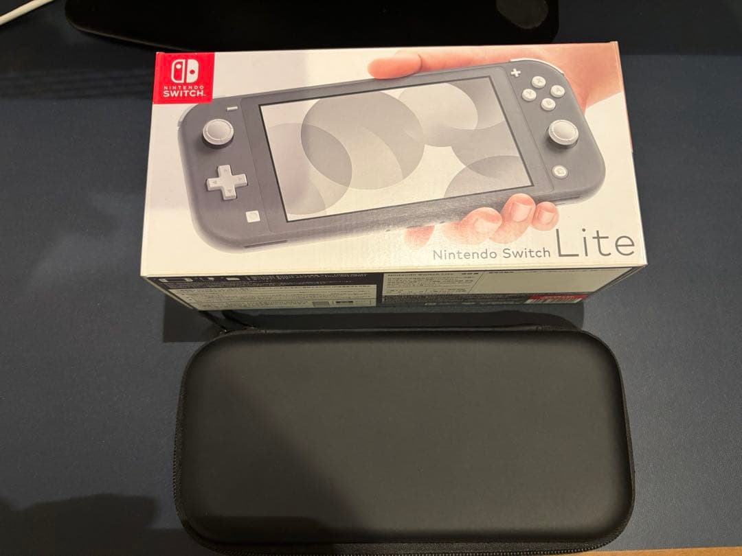 ⭐︎お買得⭐︎Nintendo Switch Lite 本体+充電器+ケース付