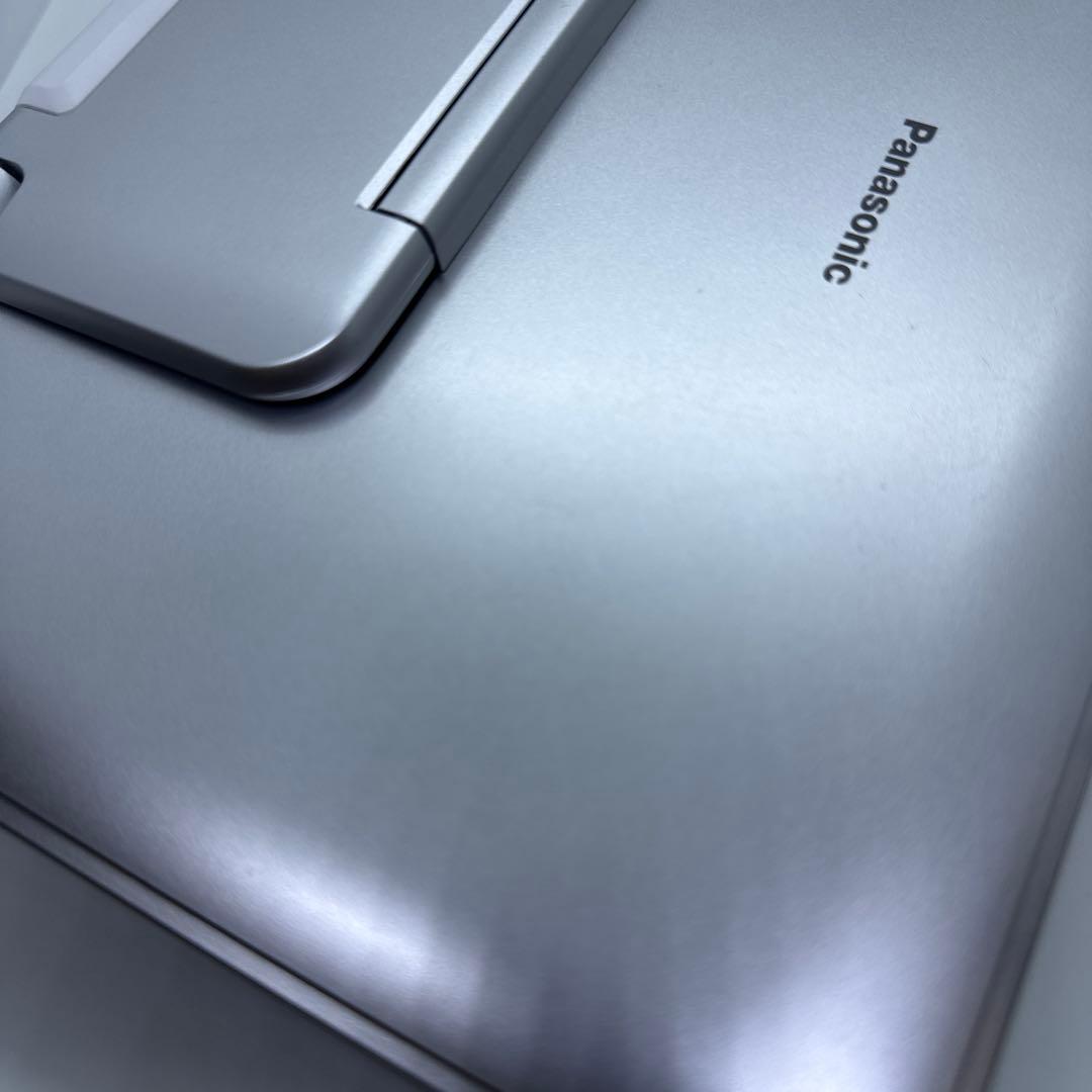 中古)DMP-B100 6.9inchi ポータブルブルーレイディスクプレイヤー