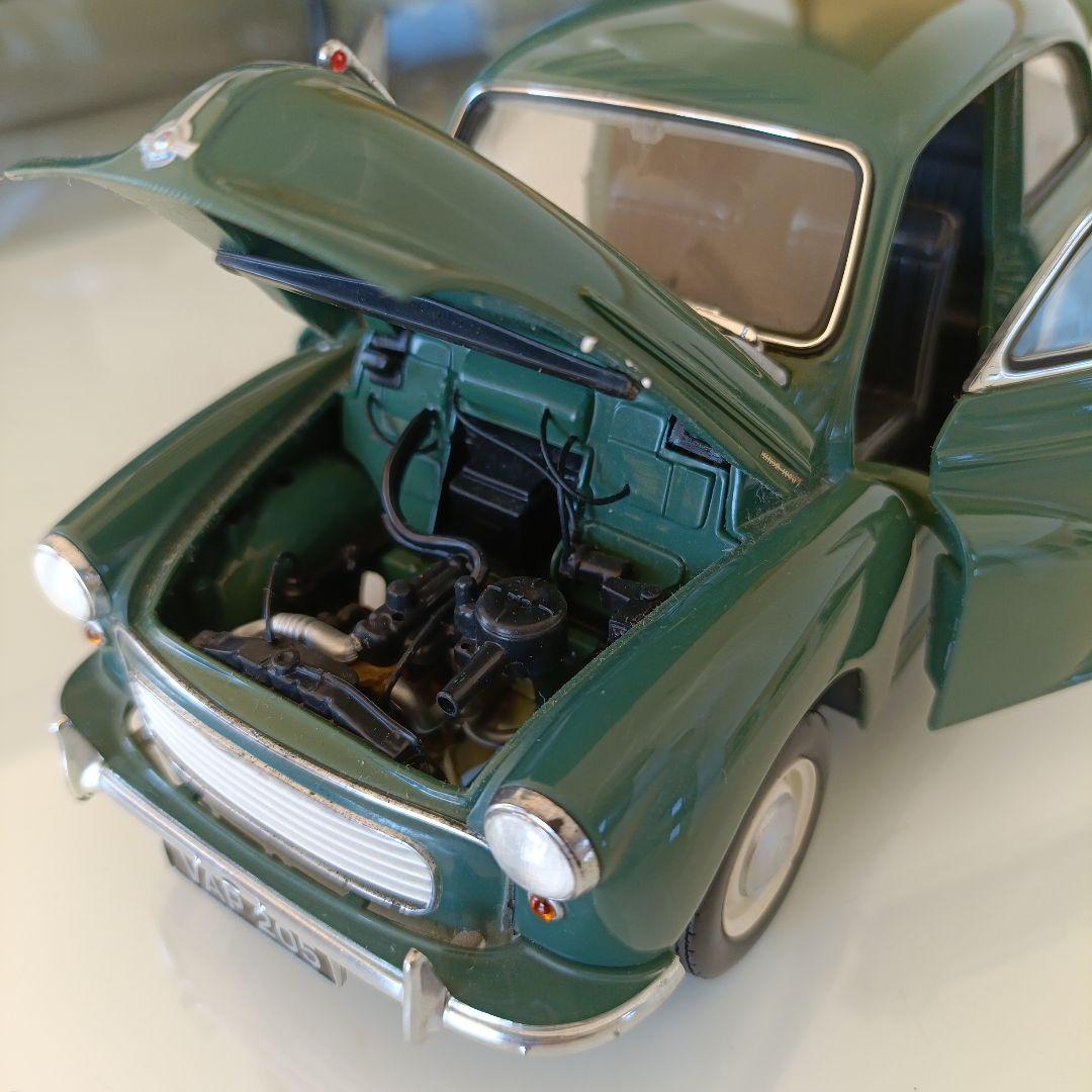 ミニチャンプス製　モーリスマイナー