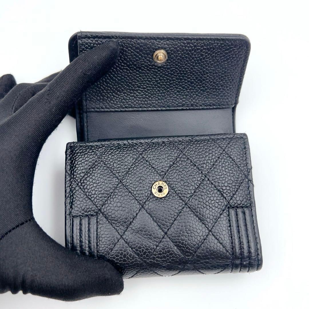 【美品】CHANEL ボーイシャネル マトラッセ キャビアスキン 財布 755