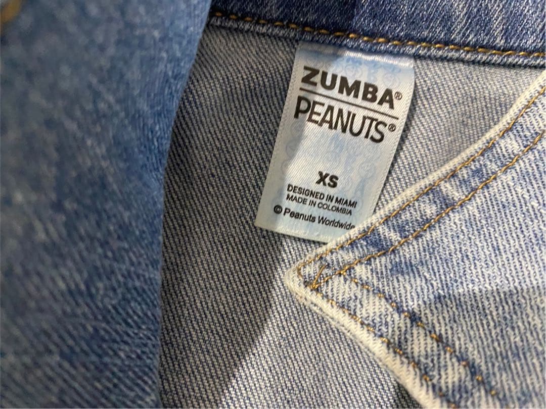 ズンバ　ZUMBA 正規品　アウター　Gジャン　デニム　xs スヌーピー