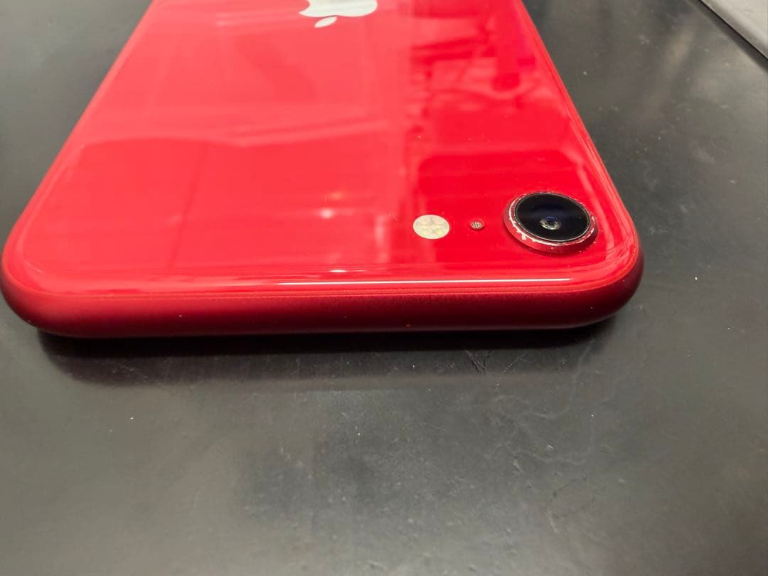 スマートフォン本体 iPhone SE2 128GB RED