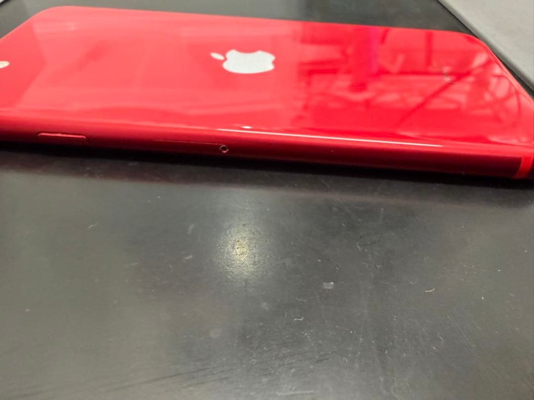 スマートフォン本体 iPhone SE2 128GB RED