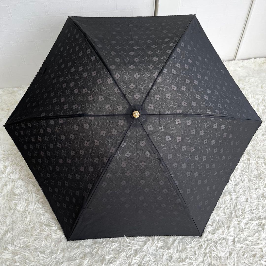 ほぼ未使用✨セリーヌ　折りたたみ傘　晴雨兼用パラソル日傘マカダム花柄刺繍カバー付