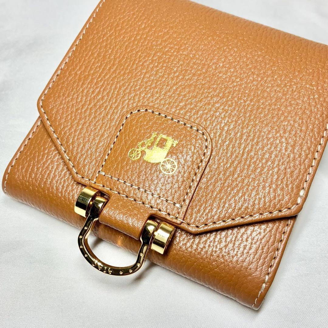 【極美品】　アタオ　ロトロ　二つ折り財布　コンパクトウォレット　馬車　シボ革