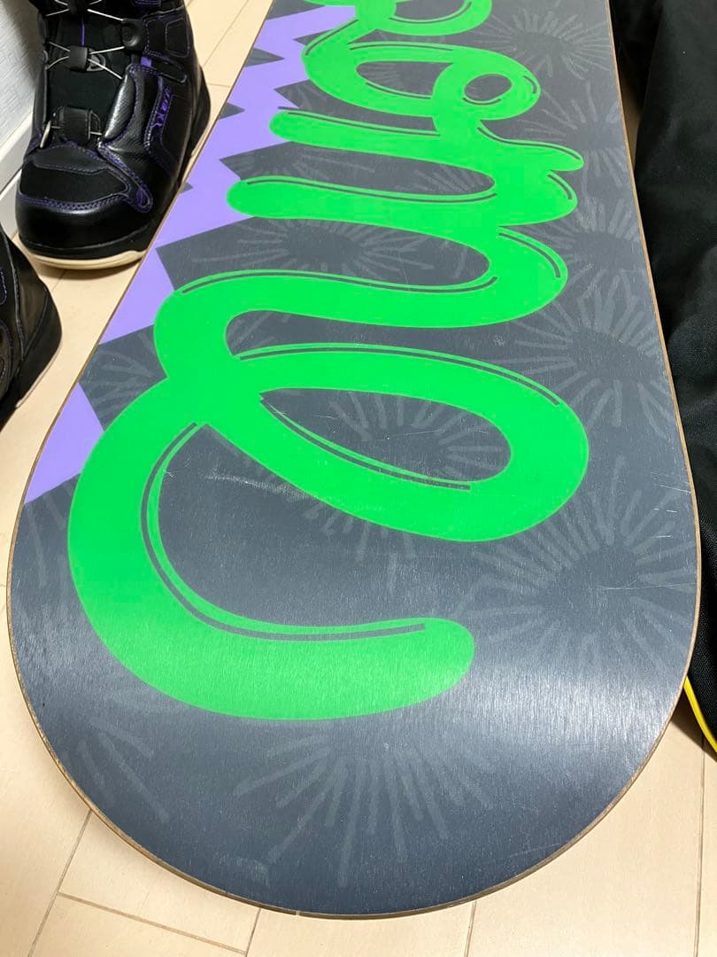 146cm スノーボードとビンディングとブーツの 3点セット ！ 大阪手渡可