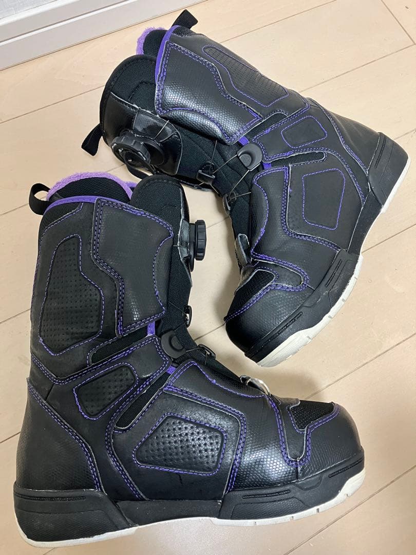 146cm スノーボードとビンディングとブーツの 3点セット ！ 大阪手渡可