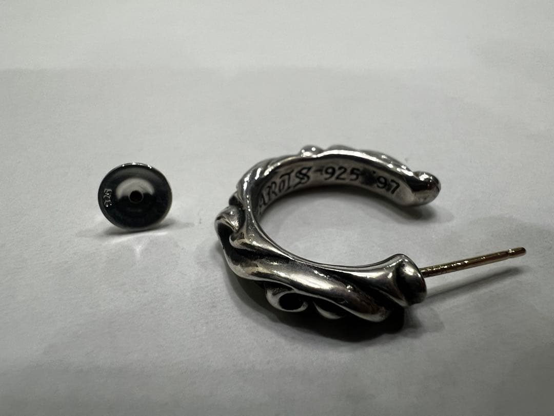 【美品】クロムハーツスクロールフープピアス(片耳用)