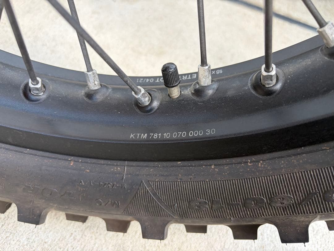 ２０２２年式　ktm 250excTPI 純正ホイール