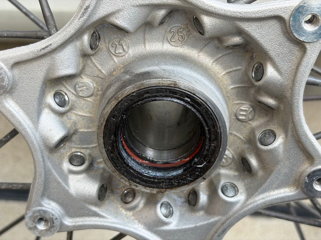 ２０２２年式　ktm 250excTPI 純正ホイール