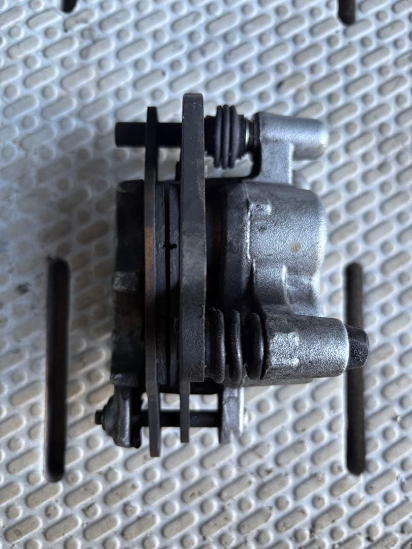 カワサキ KX KDX KSR 純正ブレーキキャリパー 前左 アドレスV125