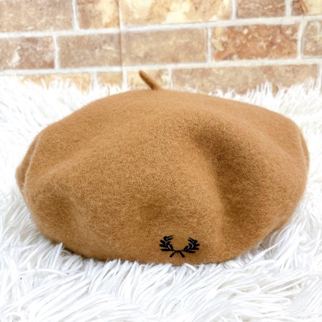 良品　Fred Perry フレッドペリー　ベージュ ベレー帽