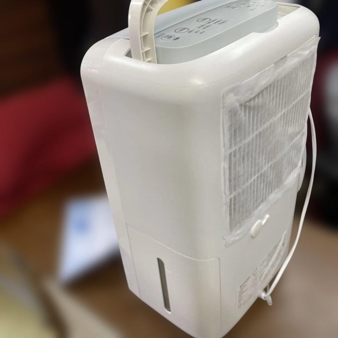 h*ご様 269 シャープ 衣類乾燥除湿機 CV-N71-W 2023年製