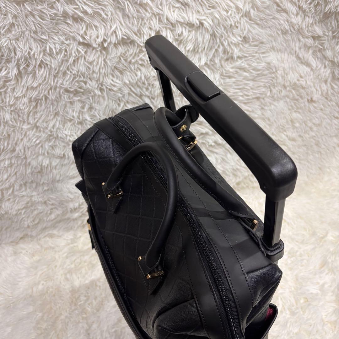 くぅ様向け【未使用級】スワニー　ダイヤキルト型押し　キャリートート