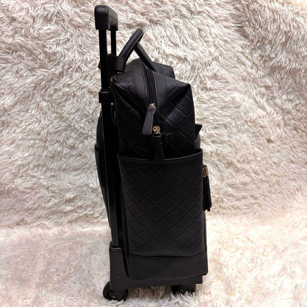 くぅ様向け【未使用級】スワニー　ダイヤキルト型押し　キャリートート