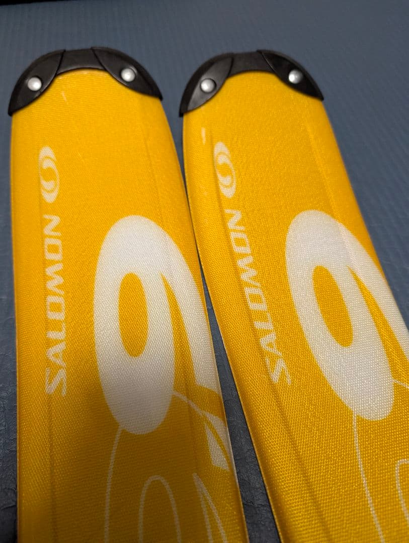 SALOMONショートスキー 99㌢　イエロー✕ホワイト　 バインディング付き