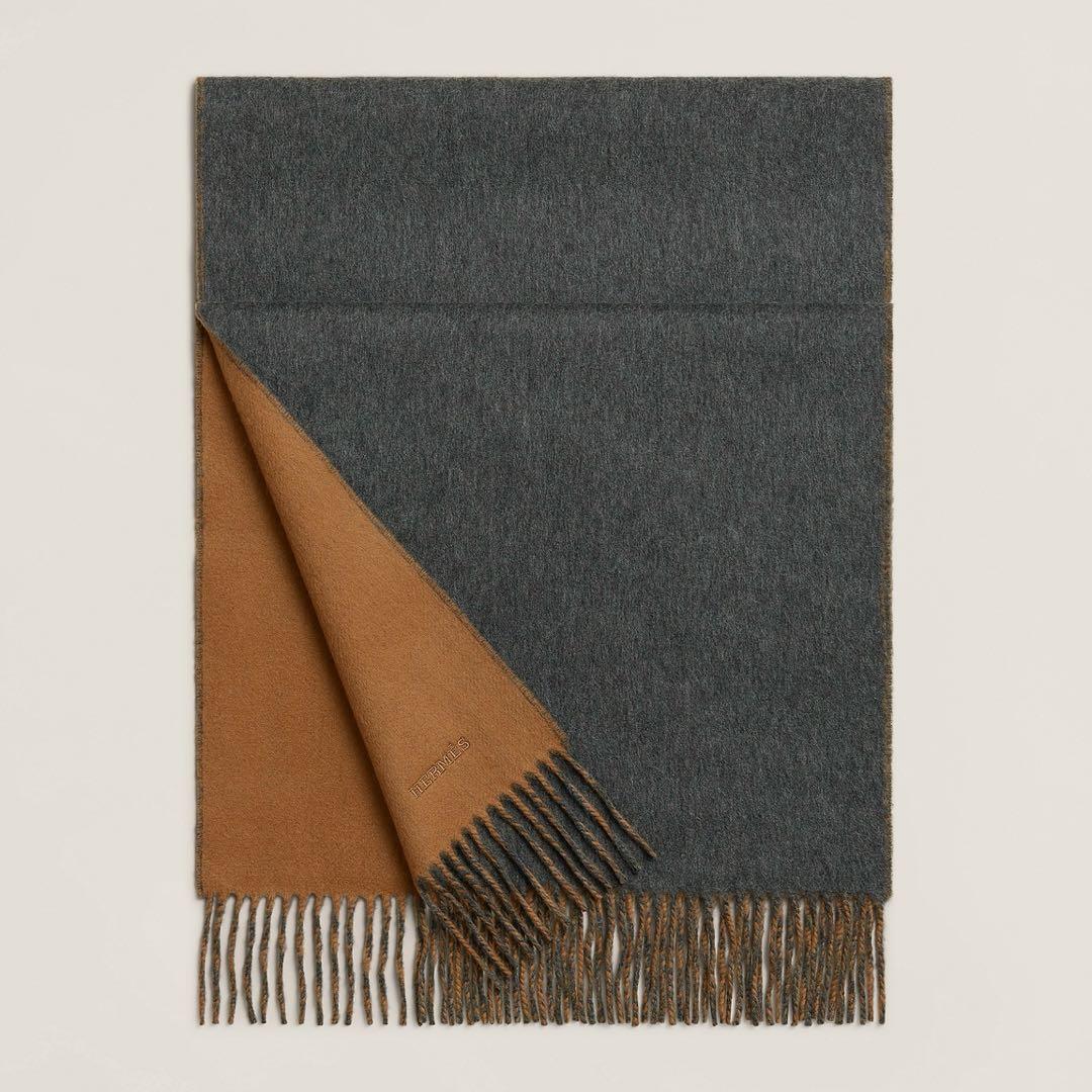 【25年12月購入】HERMES エルメス　カシミヤマフラー 《レクトヴェルソ》