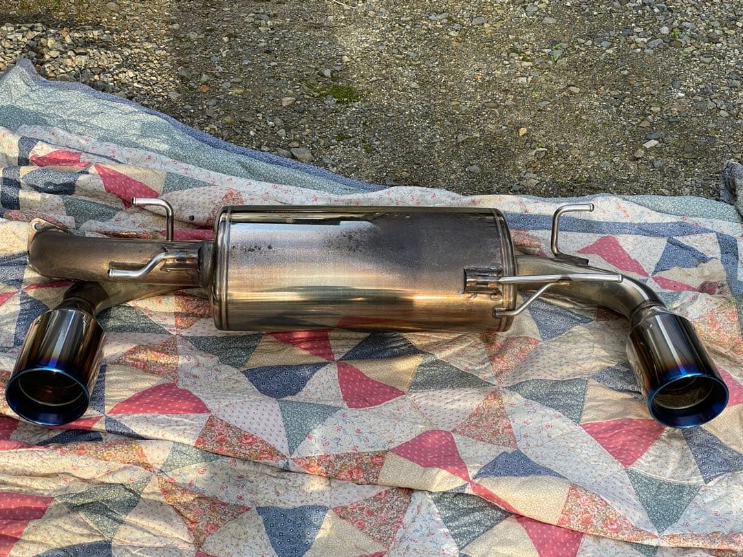 ガナドールマフラー　ZN6