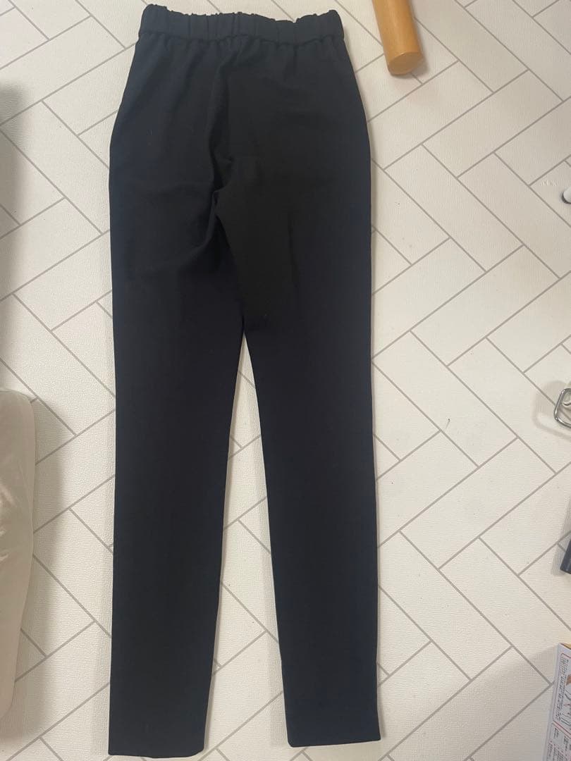 yori レギンス　パンツ