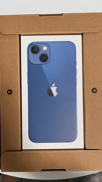 iPhone 13 ブルー 128 GB SIMフリー　 値下げしました！