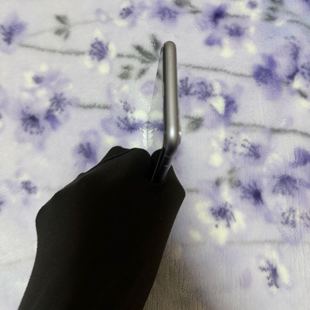 iPhone 11 64GB SIMフリー 背面割れ 動作確認済み