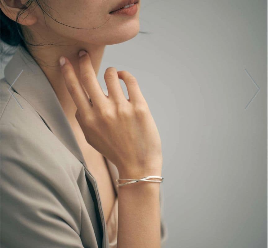 Jouete ジュエッテ ツイスト 捻り ひねり シルバー バングル