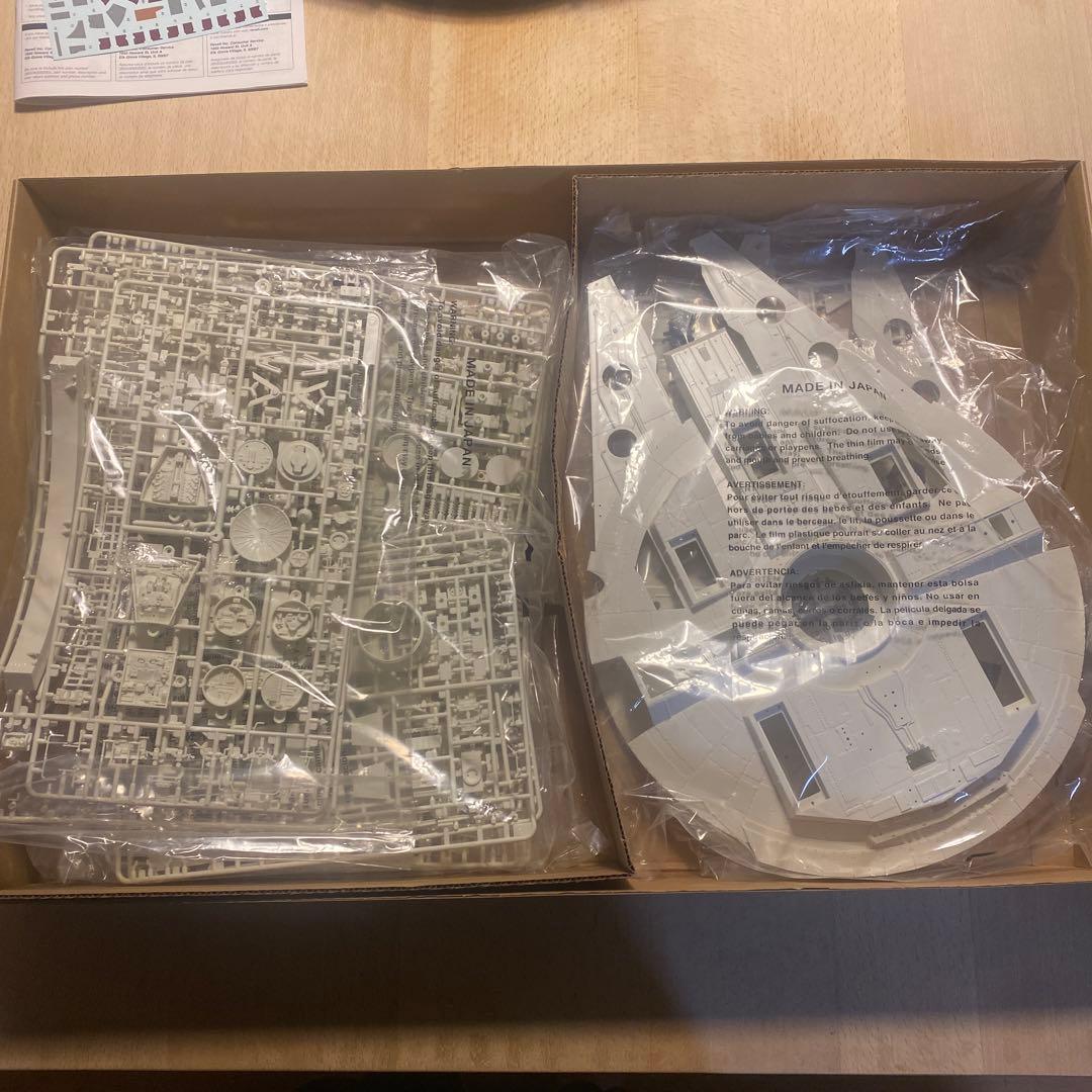 Revell ミレニアム・ファルコン 1/72