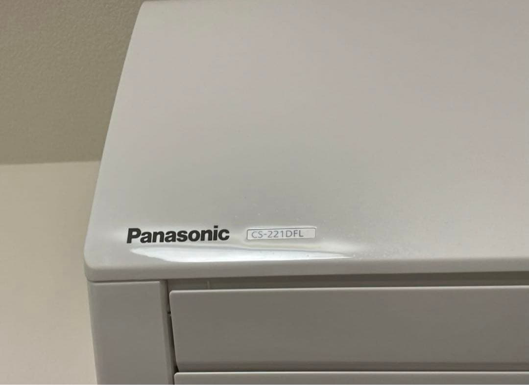 Panasonicエアコン6畳用　美品　 CS-221DFL-W